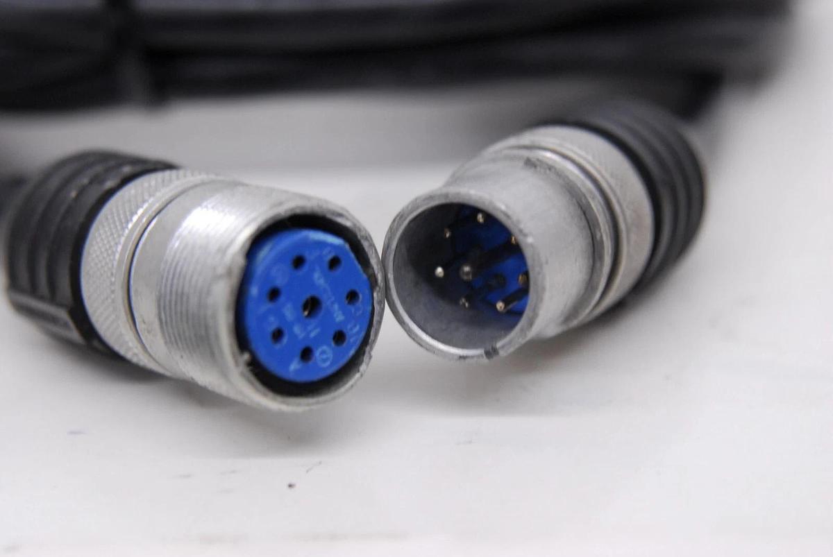 Used Speedotron Model 102 Flash Heads W/ Accessories - Lot of 3