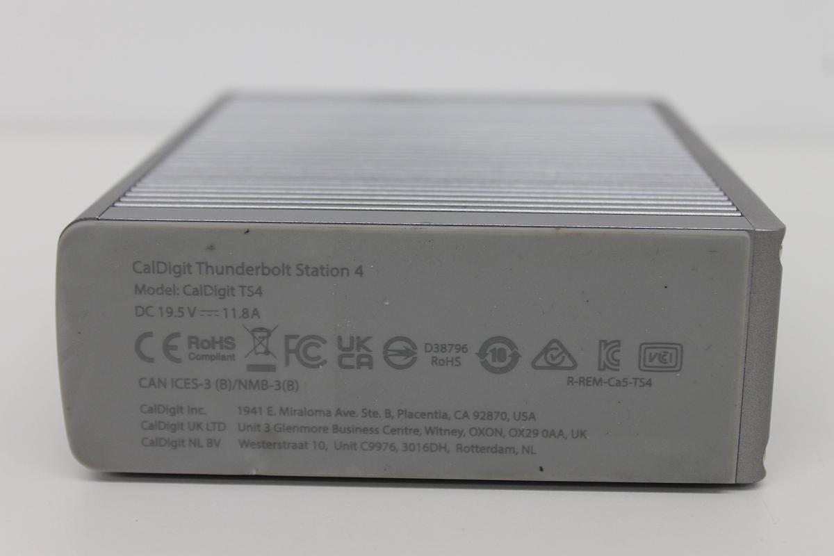 Used CalDigot TS4 Thunderbolt Docking Station w/ Power and Thunderbolt Cables