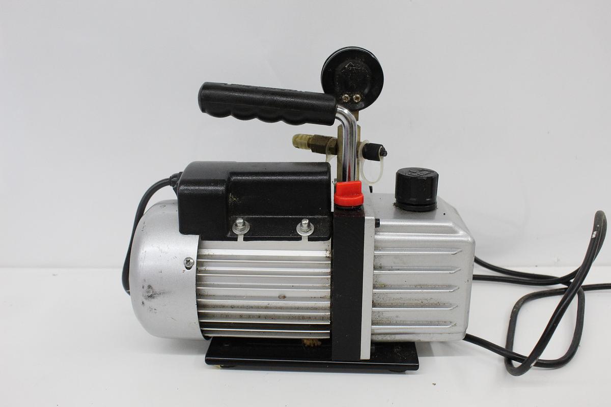 Used TWICE TW-1A 2.4CFM 115V Single Stage Vacuum Pump