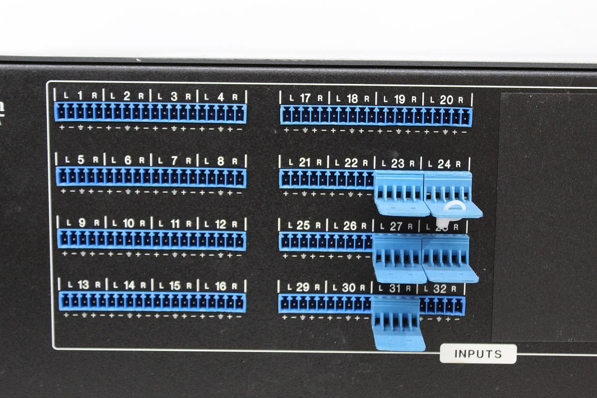 Used Extron MAV Plus 3248A 32x48 Audio Matrix Switcher 60-761-15