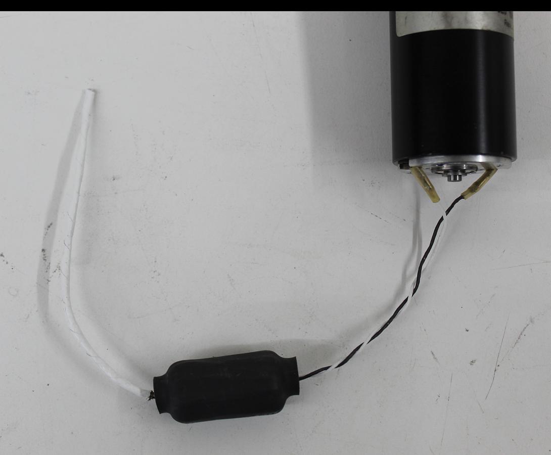 Used Maxon Motor 143211 Gear Motor Bio-Rad P/N 920-4677