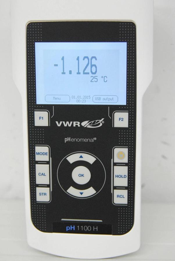 Used VWR 76460-504 pHenomenal pH 1100 H pH/mV/°C Meter Handheld W/ Case