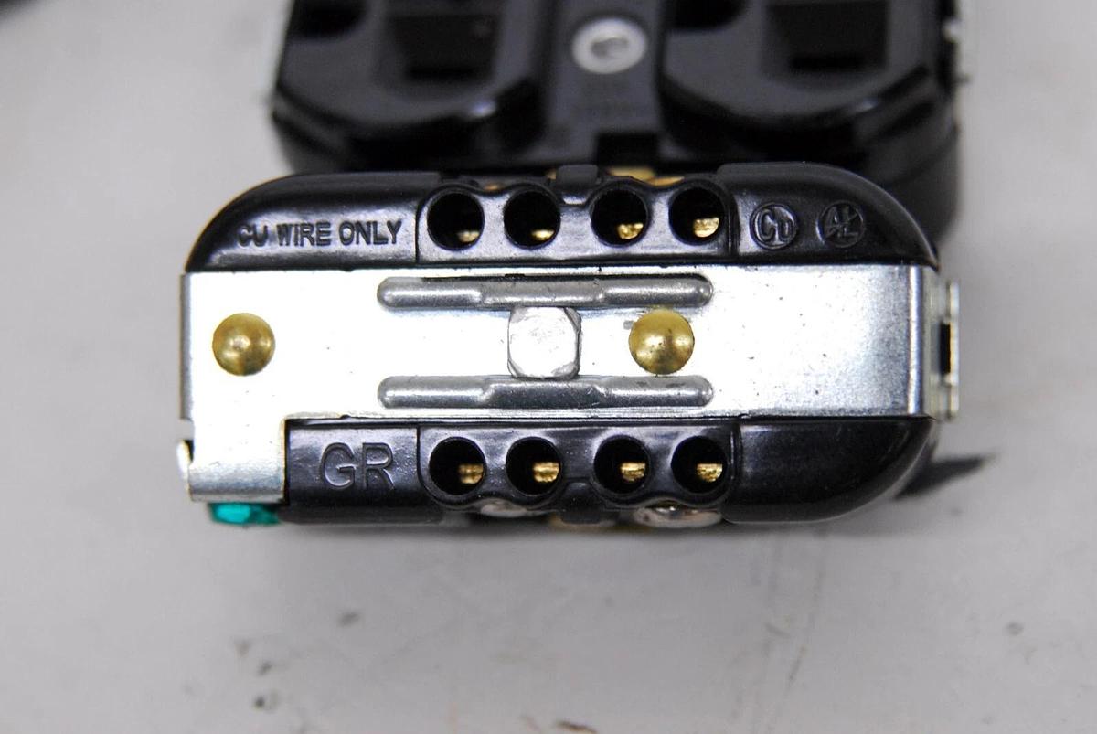 Used Rong Feng E-09 Power Receptacles 20A 125V - Lot of 4