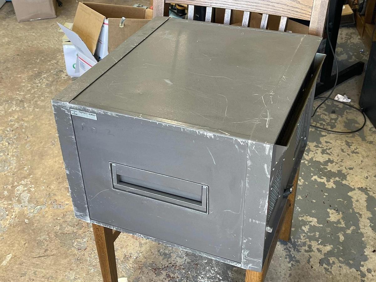 Used Amplifier Research 100LM9 Serial No.0017