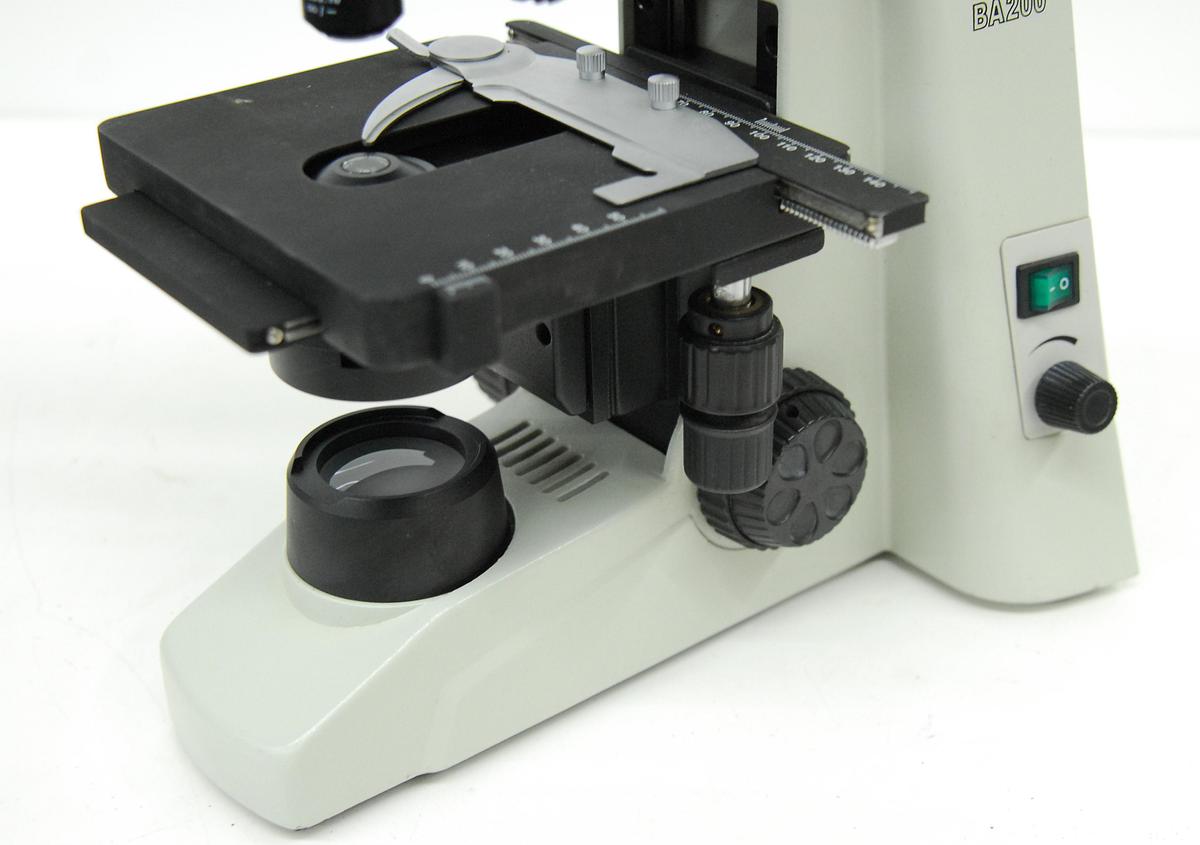 Used Motic BA200 Trinocular Microscope W/ EF Plan 4/10/40/100 Objectives