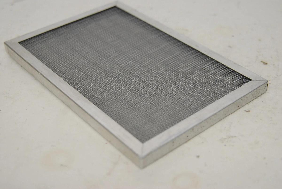 Used Metal Masters MM 9" x 6" x .5" Metal Air Filter