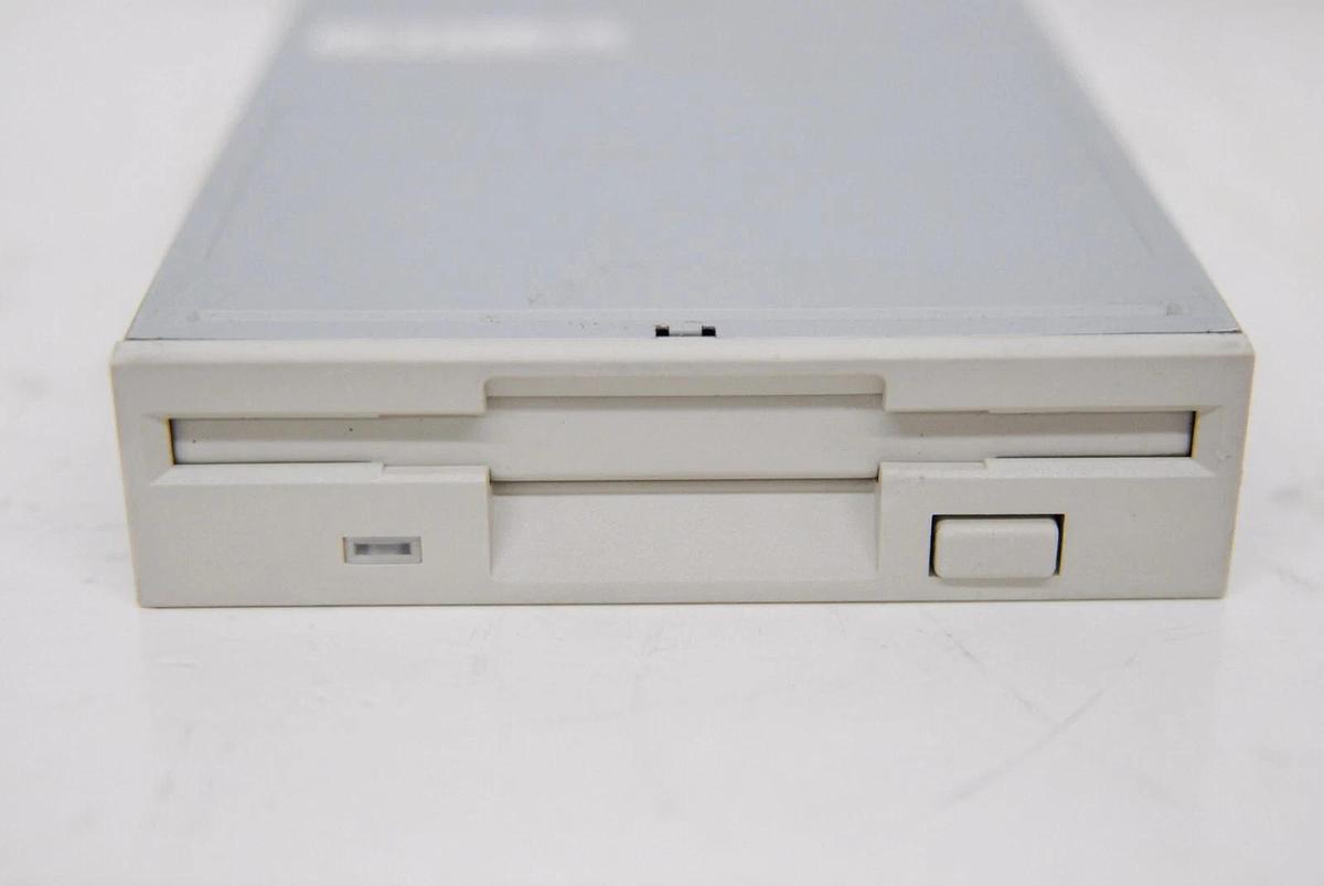 Used Teac FD-235HF 193077D2-91 Floppy Disk Drive 3.5 Inch