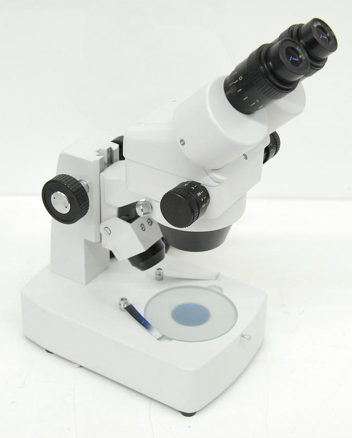 Used Stereo Microscope .7-4.5x (7-45x) Dual Illumination Base