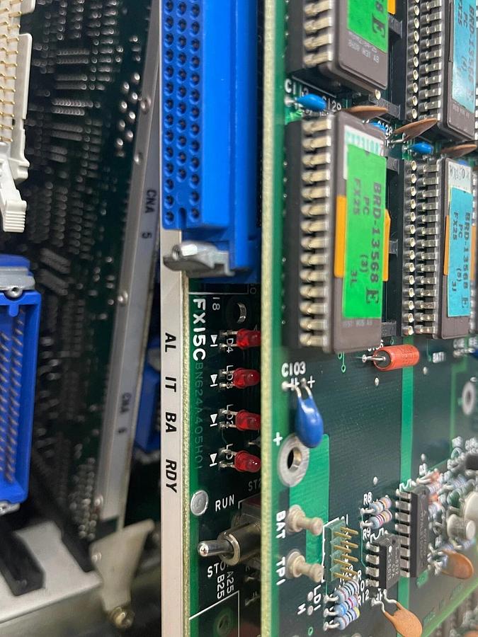 Used Mitsubishi UF01C-2 MELDAS-W7 Control Unit  W/ Installed Cards (DWC200H EDM)