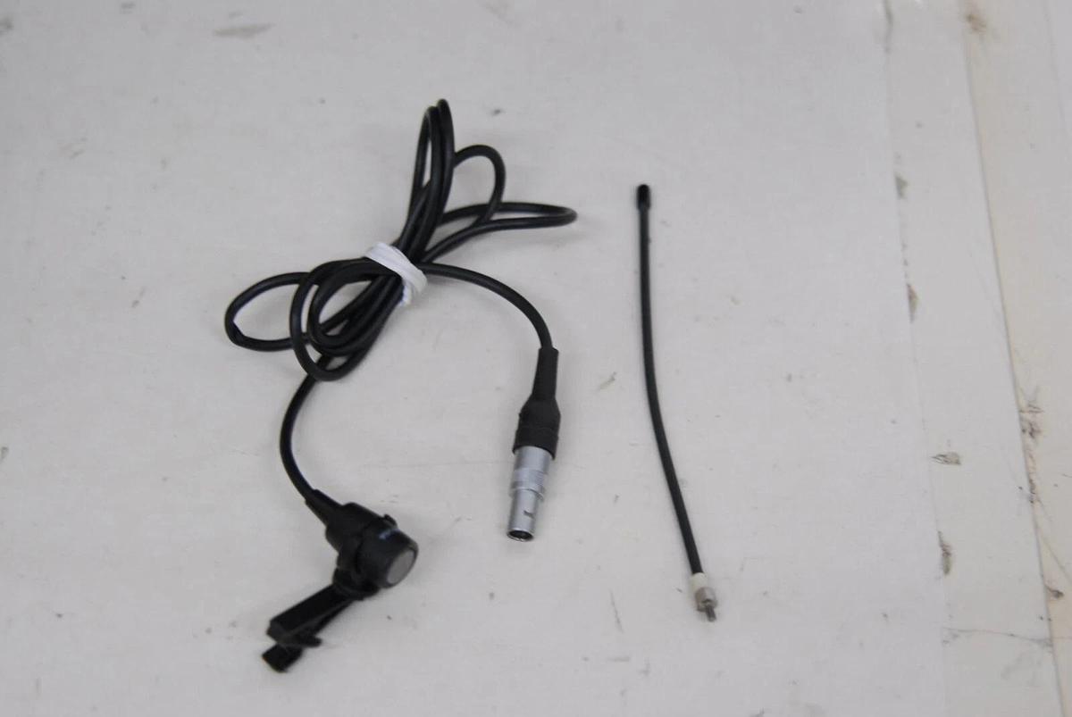 Used Telex FMR-450 Wireless Receiver W/ Belt pack, Mic, Ant. & Case No US Usage