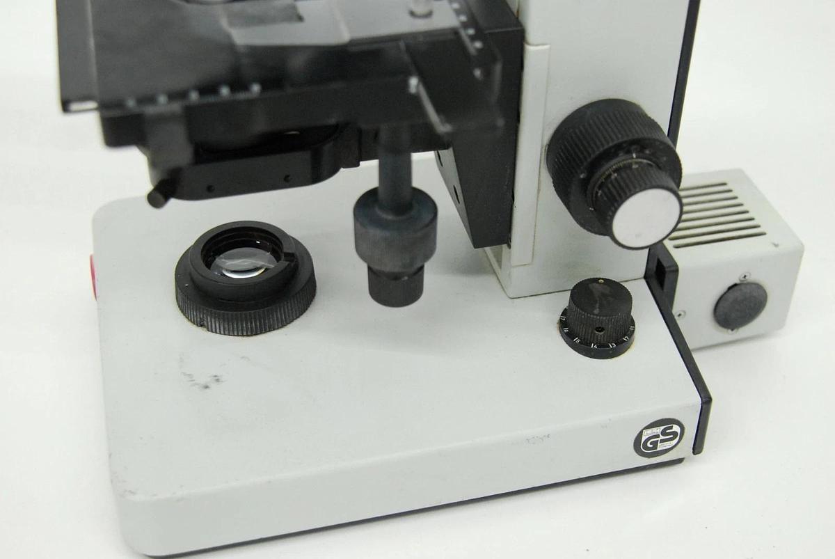 Used Leitz Laborlux D 512795 Binocular Microscope W/ EF 4/10/25/40 Objectives