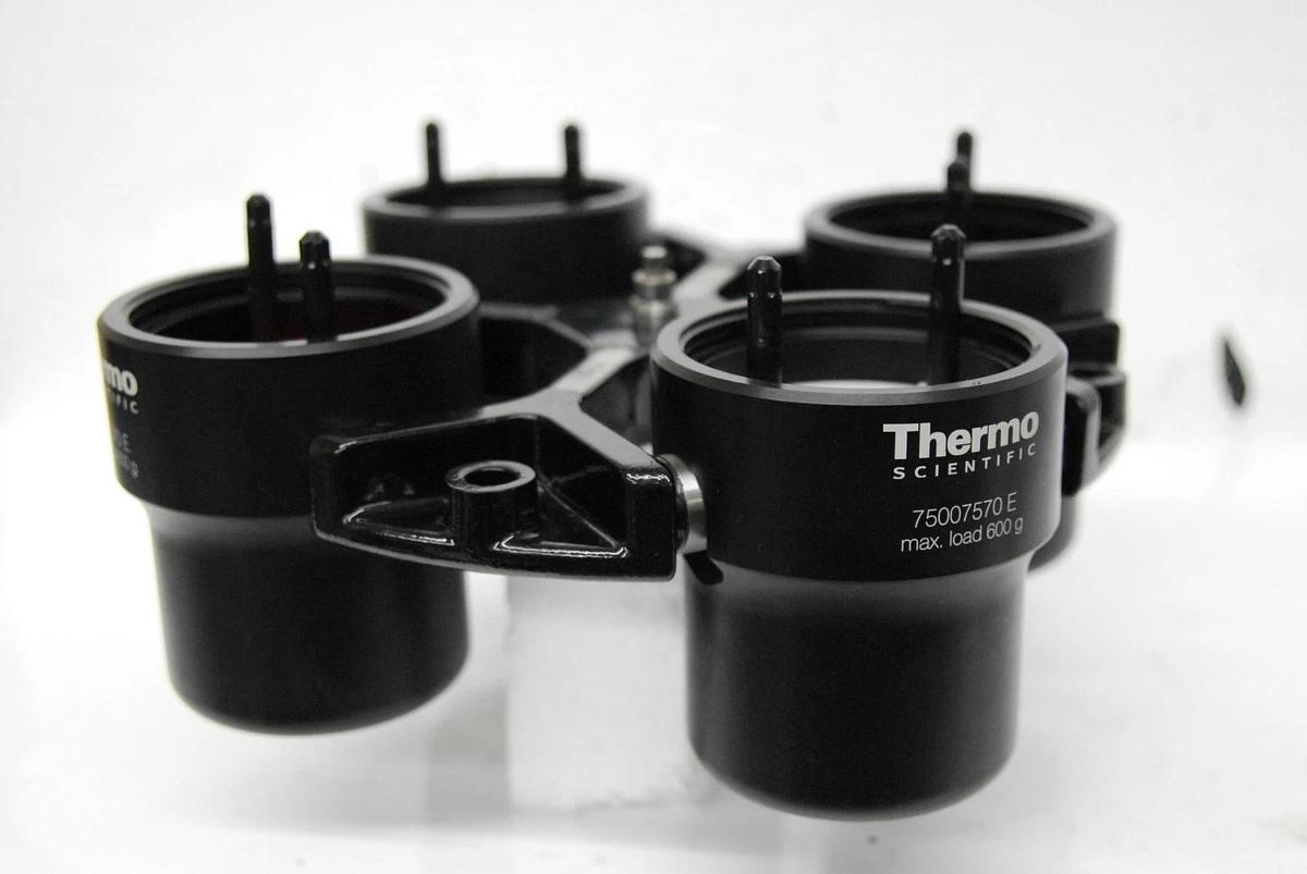 Used Fisher Scientific 3450 Rotor W/ 4x Thermo 75007570 E Buckets (accuSpin 1R)