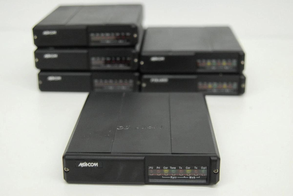 Used Pyramid SVR-200M LRUSVR-200M 800MHz UHF Vehicular Repeater Transceiver