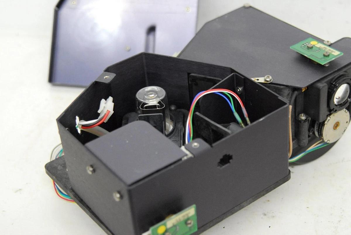 Used Beckman DU 530 - Lamp, Slit, Filter Wheel Assembly