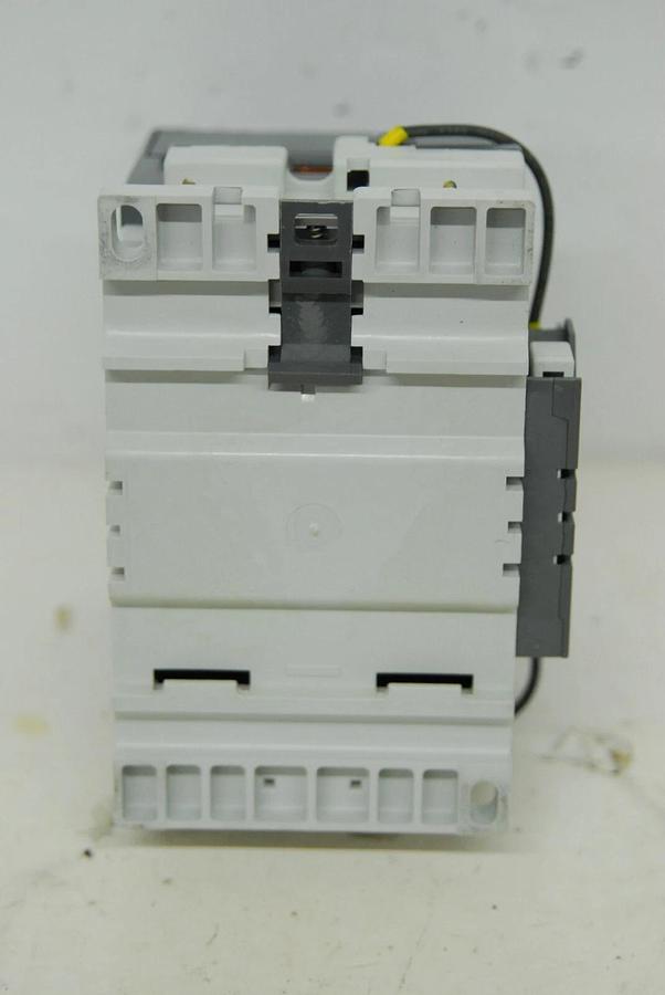Used ABB AE110-30 Non-Reversing Three Phase Contactor W/ ABB CCL5-01 Auxiliary