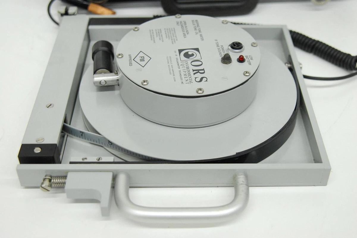 Used ORS Interface Probe 1068013 100ft Battery Powered Water/Oil Level Geotech Meter