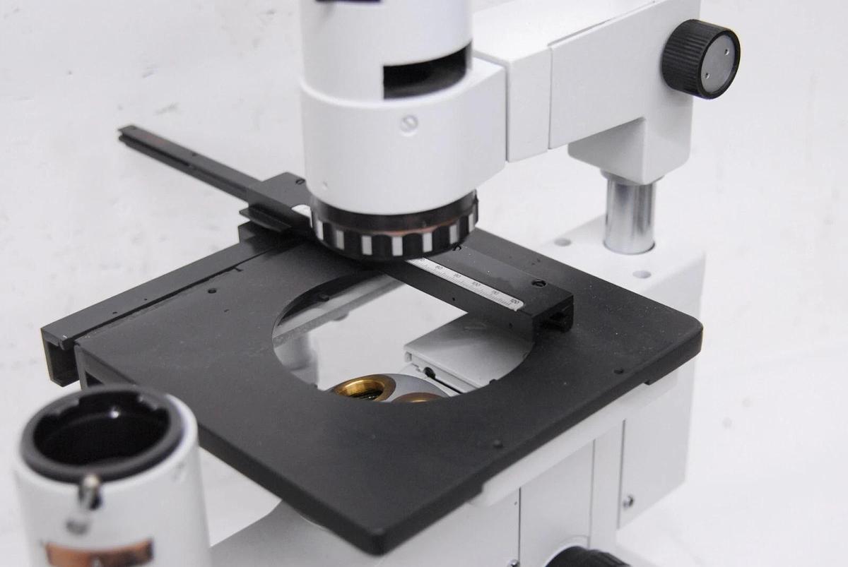 Used Lomo Inverted Microscope Body W/ Ph10 Ph20 Sliders, Filters