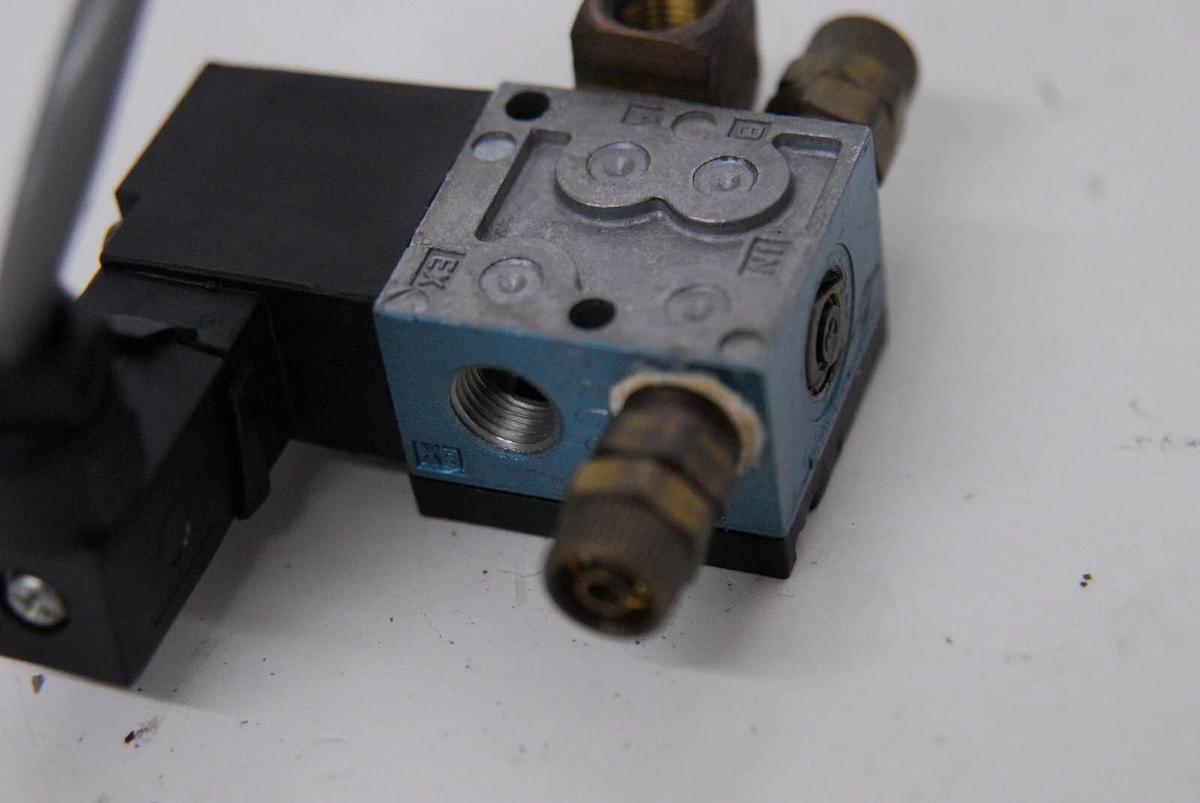 Used MAC 45A-AA1-DAAJ-1KA Solenoid Valve