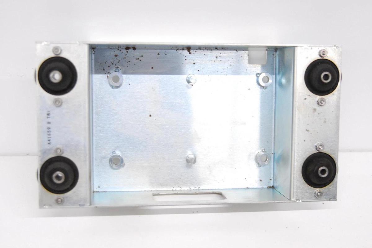 Used GAST 74R135-P101-H200X 100-115V Air Compressor - BD FACSAria II Fluidics Cart