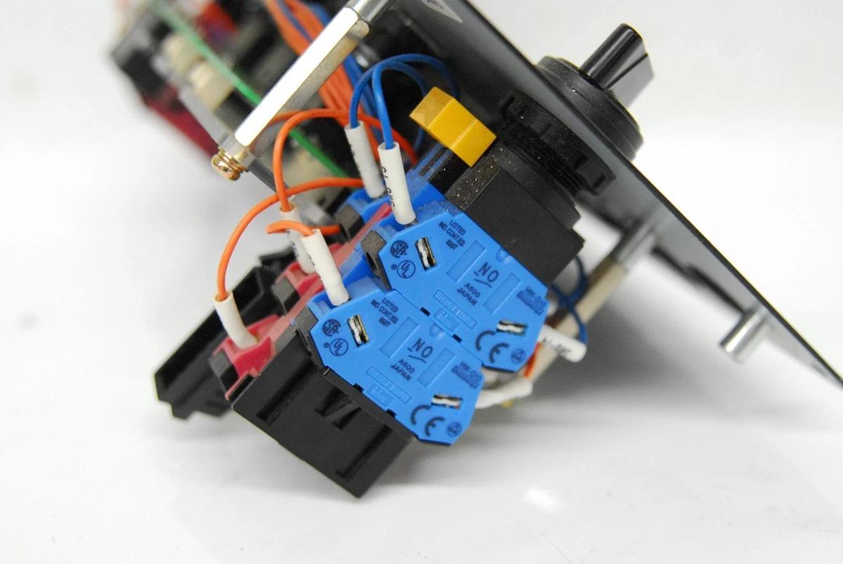 Used Kawasaki  1LS-32 Brake Release (D32F-A001 Robot Control Panel)