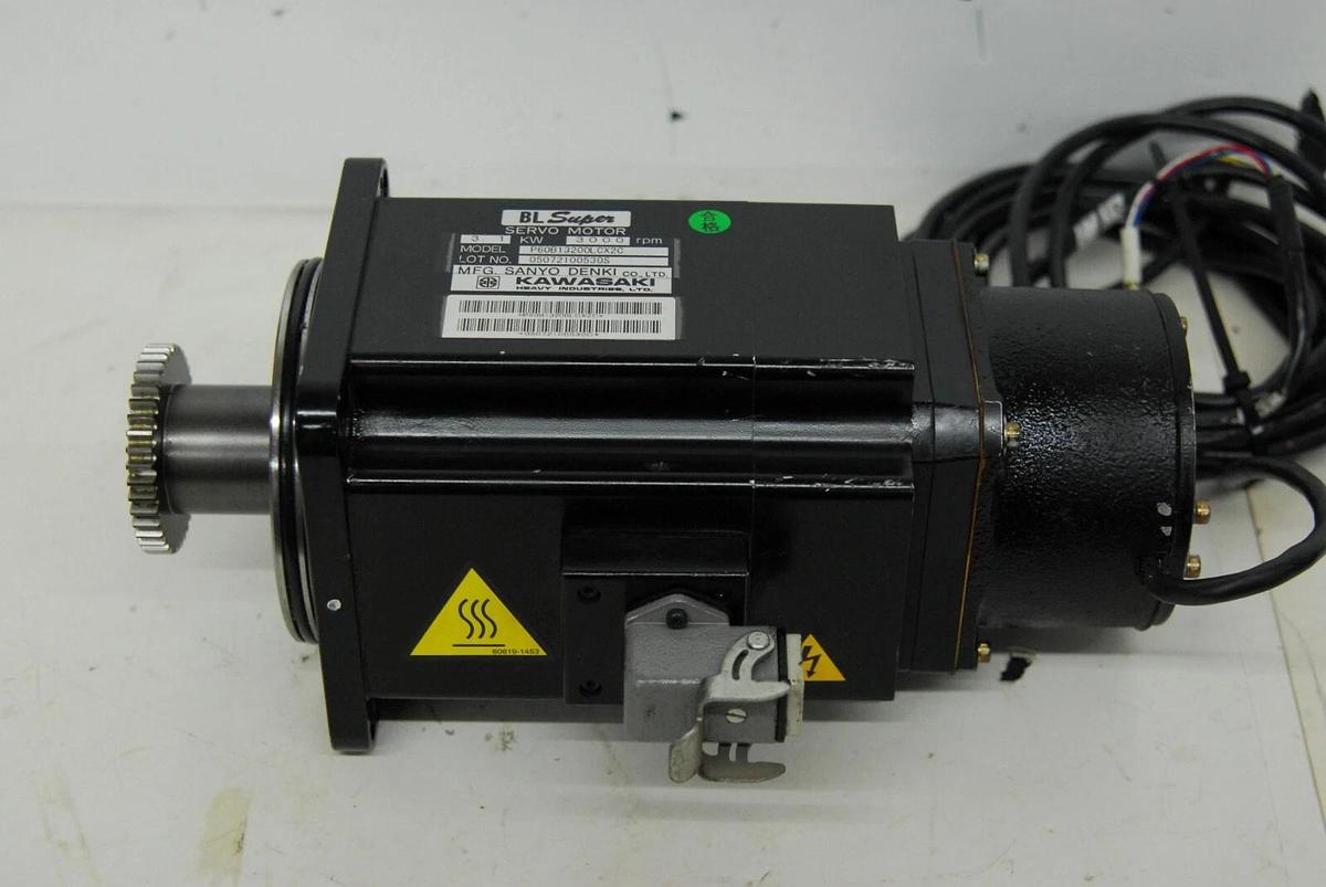 Used Kawasaki Sanyo Denki P60B13200LCX2C BL Super Servo Motor / 60490-1032RON Encoder