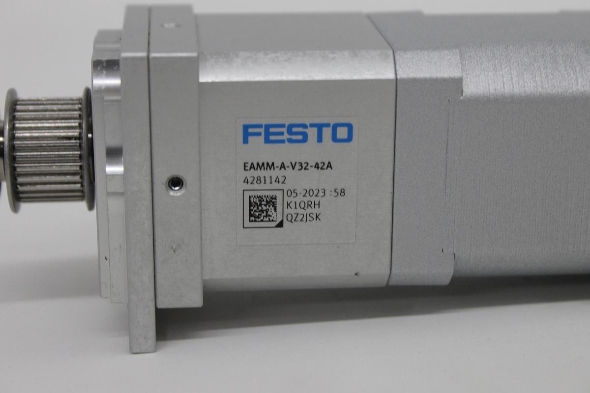 Used Festo 4281142 Stepper Motor with Axle 1370473 attached