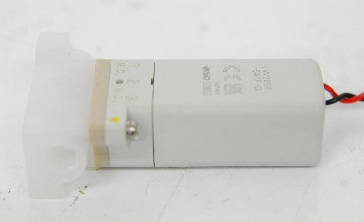 Used SMC LVM205R-5A1F-Q 3-Port Direct-Acting Base-Mounted Chemical Solenoid Valve