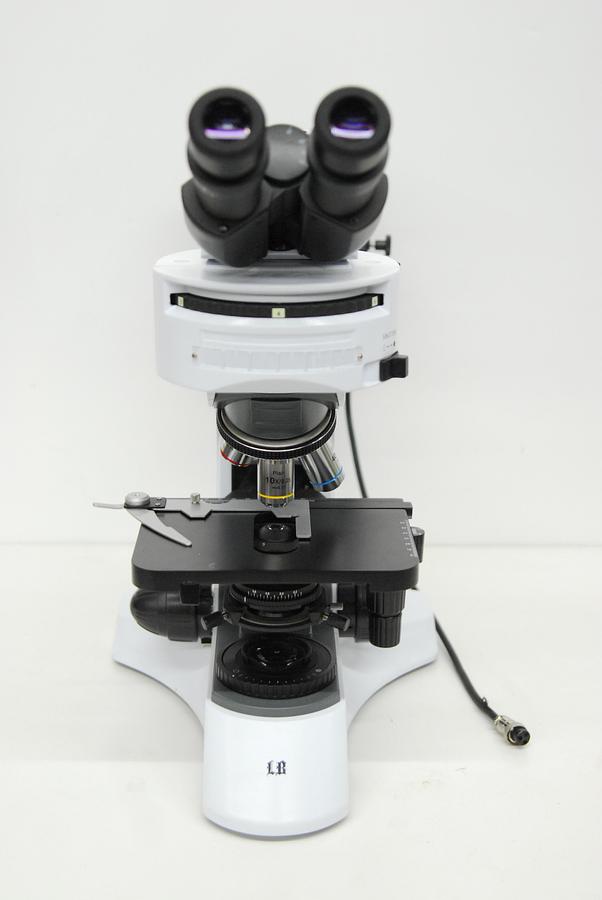 Used Labomed LB-701 Trinocular Upright Fluorescence Microscope W/ Infinite Plan Objectives, Filter Cubes