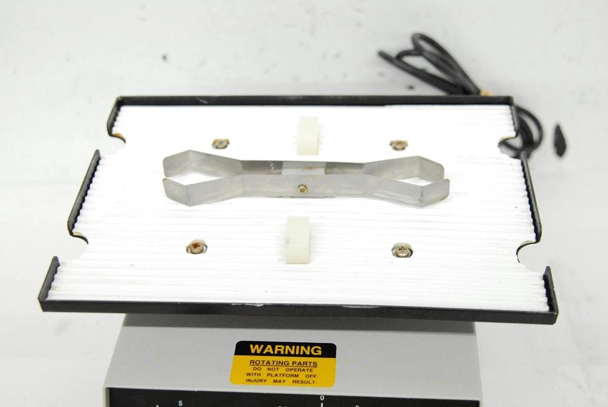 Used Barnstead Lab-Line 4625 Titer Plate Shaker