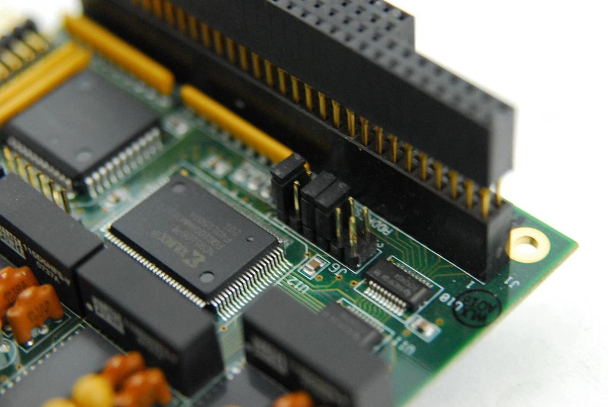 Used DIAMOND SYSTEMS RMM-416-XT 4 Channel 16-Bit Analog Output+24 DIO PC-104 Module