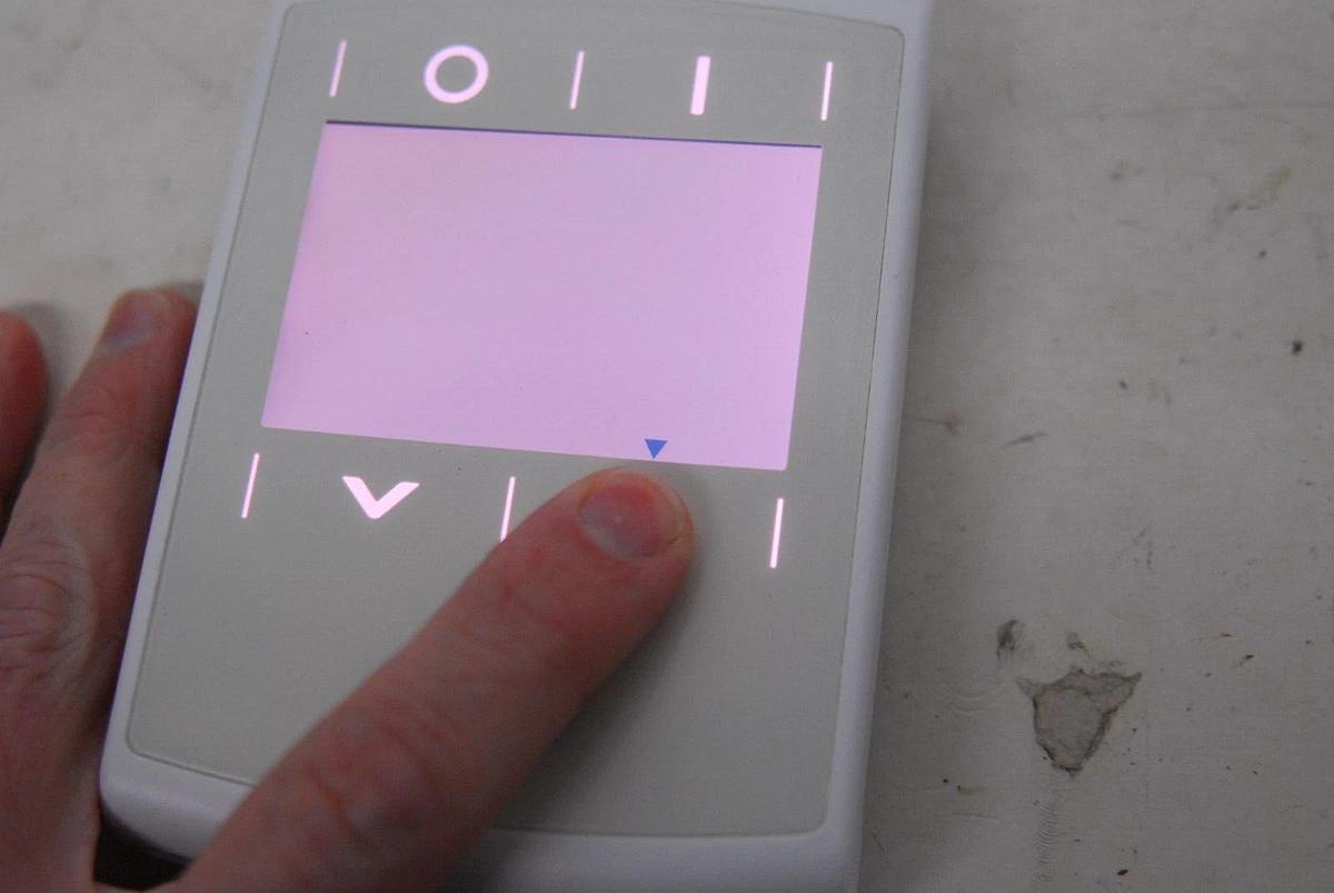 Used Delta iNTREO eZNS-T100-B-SM-047-WWG-CCI enteliZone Network Sensor