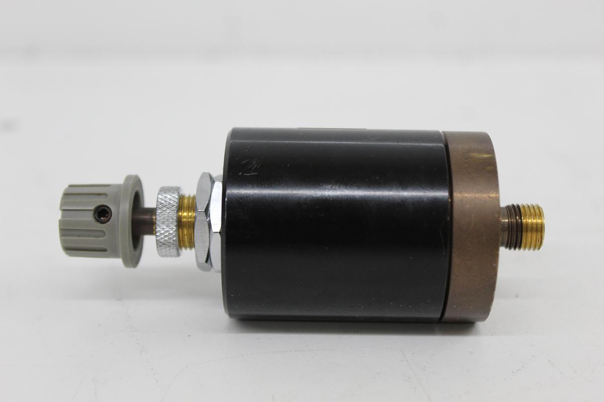 Used Shimadzu 221-41463-91 Manual Pressure Regulator Bellows Valve GC-17A