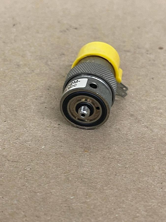 Used Clippard ET-2M-24 VDC 2 Way Electric Valve