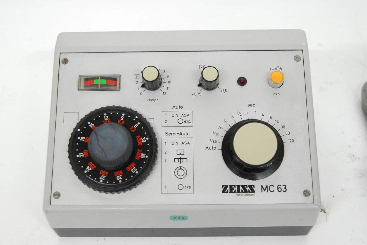 Used Zeiss 47 60 12 Microscope Shutter Prontor W/ MC 63 Controller - Universal III