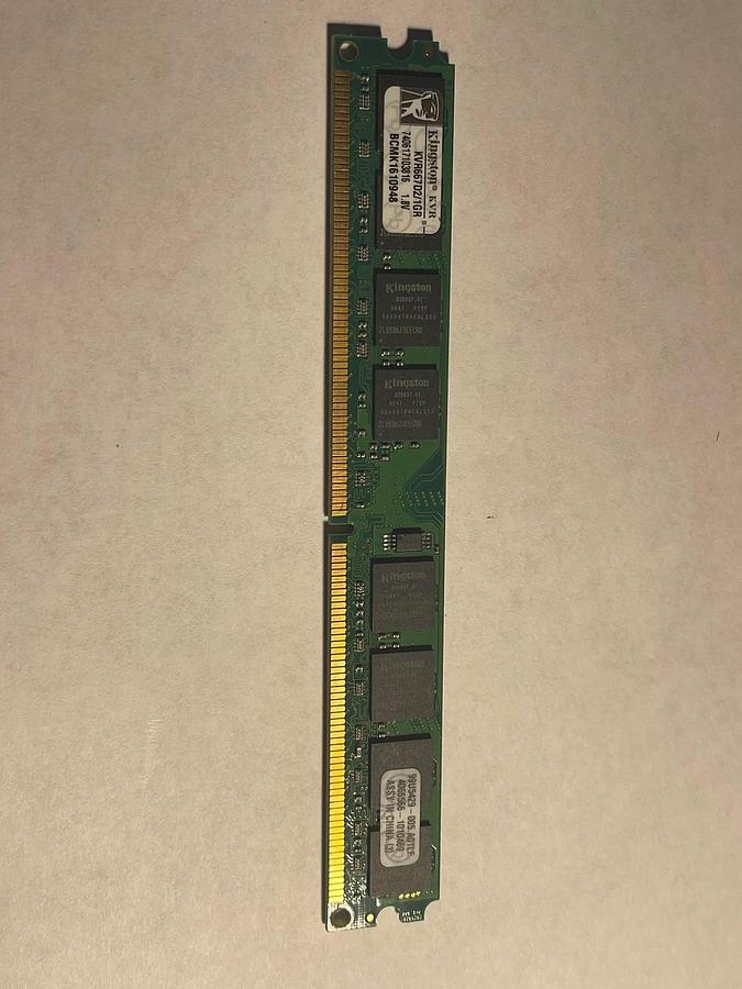 Used Kingston KVR667D2-1GR 1GB 740617107005