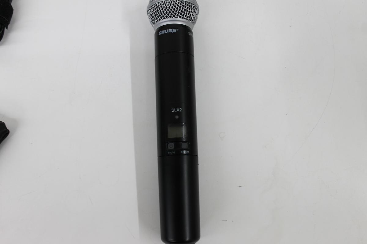 Used Set of 2x Shure SLX4 Wireless Receiver w/ 2x SLX2 Microphones