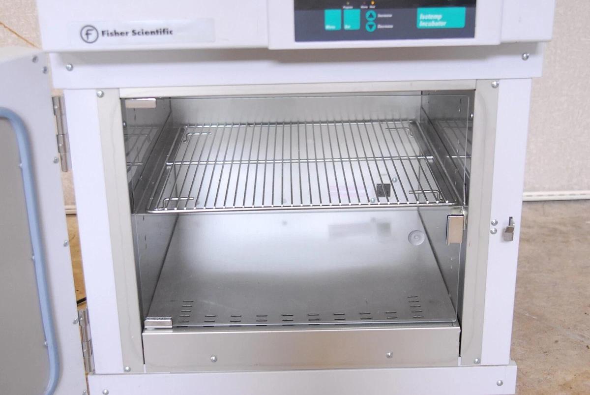 Used Fisher Scientific I600D 11-690-625D 625D Isotemp Incubator
