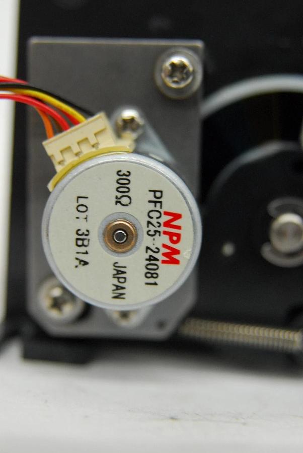 Used 206-67024-01 Slit and Filter Assembly - Shimadzu UV-1700