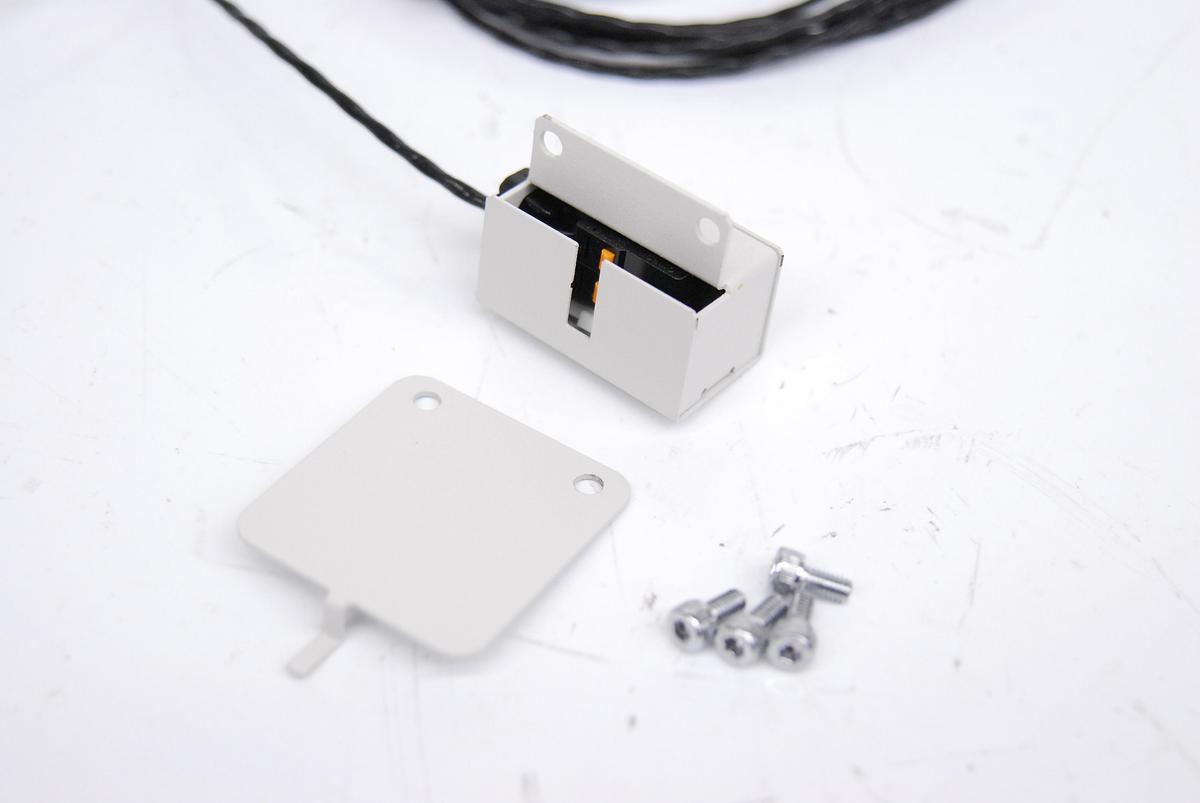 Used Nikon C1-T-SM D-Eclipse Confocal Microscope Laser Safety Shutter w/ Pillar Interlock Switch