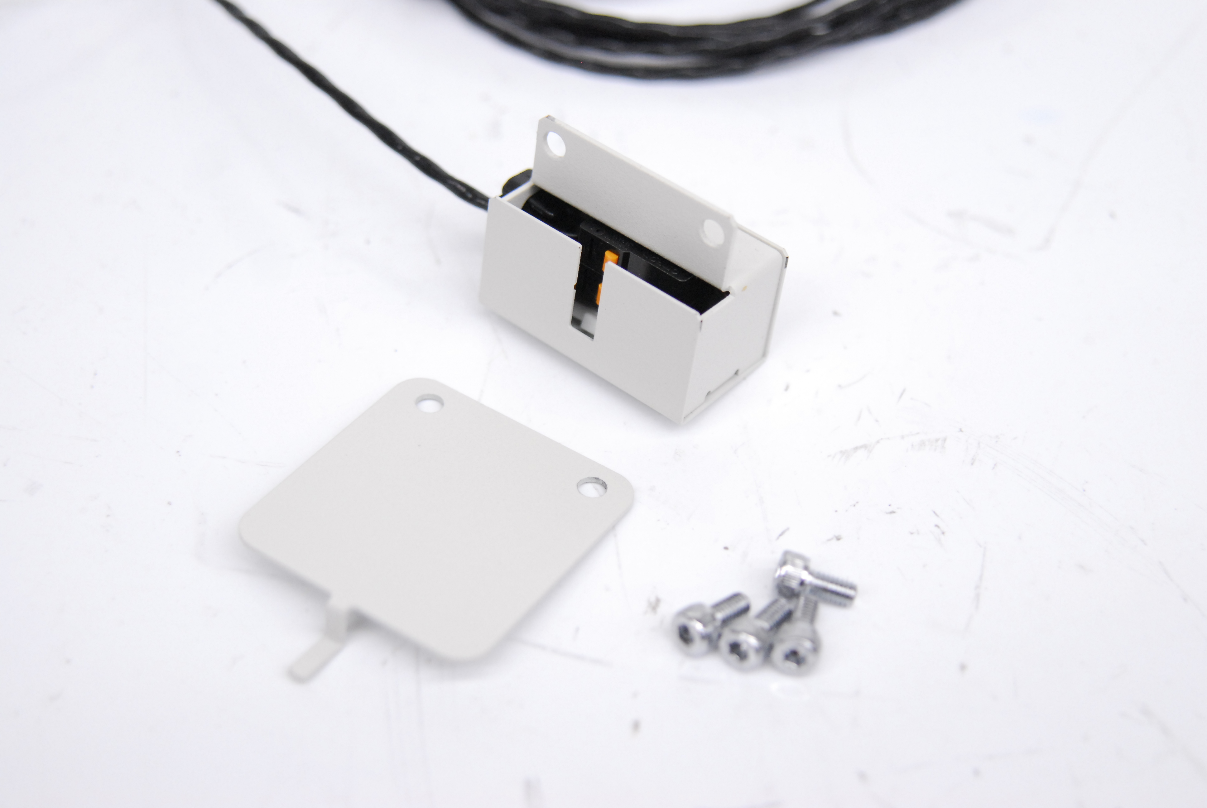 Used Nikon C1-T-SM D-Eclipse Confocal Microscope Laser Safety Shutter w/ Pillar Interlock Switch