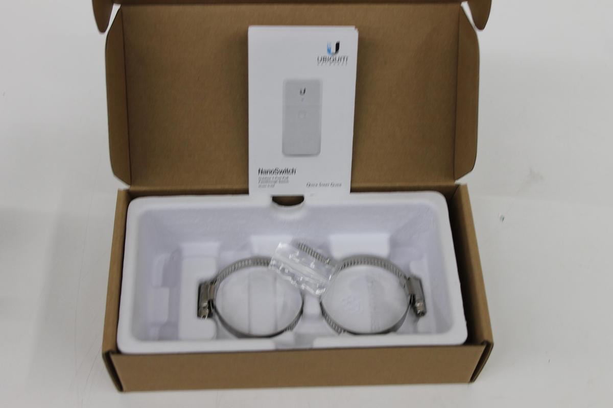 Used Ubiquiti NanoSwitch N-SW Outdoor 4 Port PoE Passthrough Switch