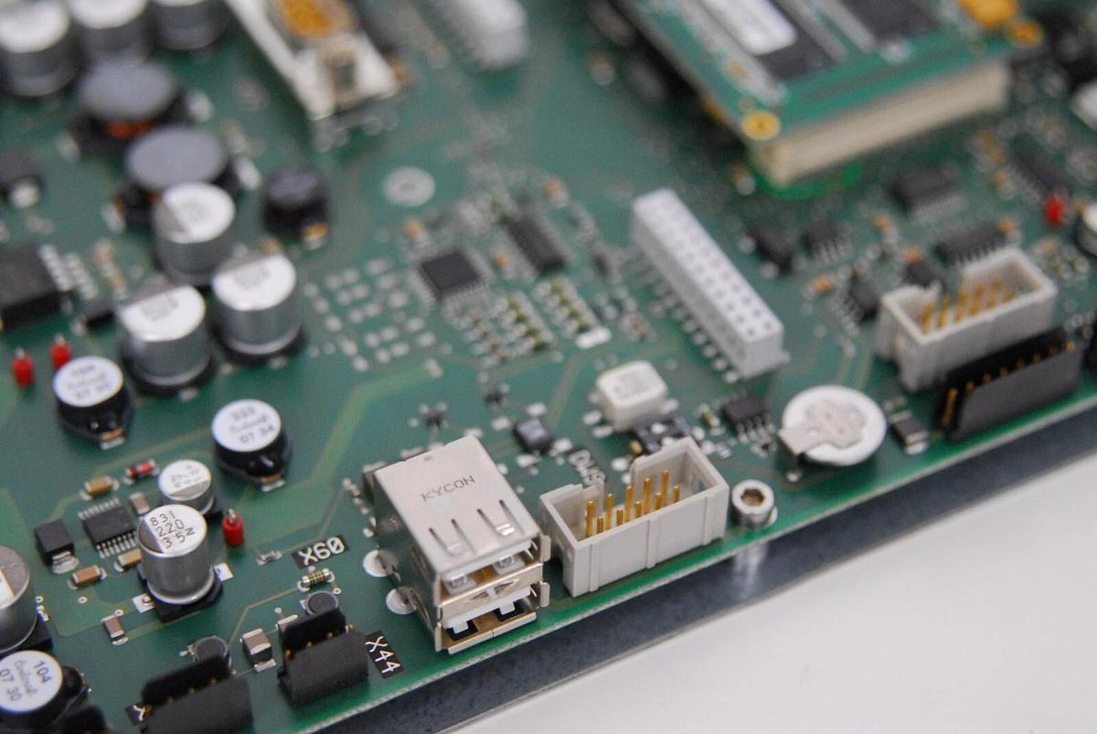 Used Eppendorf epMotion 5075 B/0015 514.574-1 Interface Control Board 5075.804.000.04