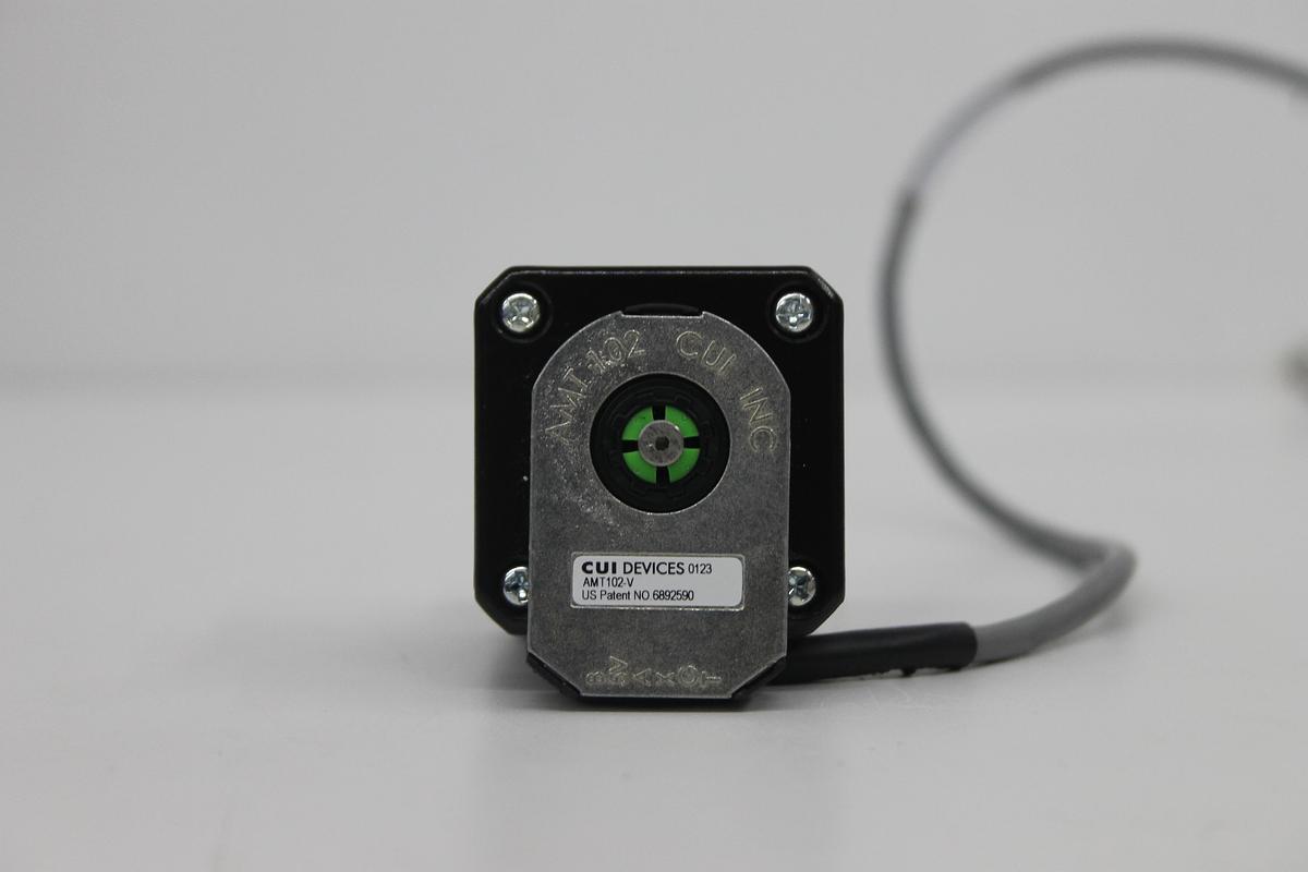 Used LIN ENGINEERING 4118L-07SD-49RO Stepper motors LOT OF 2