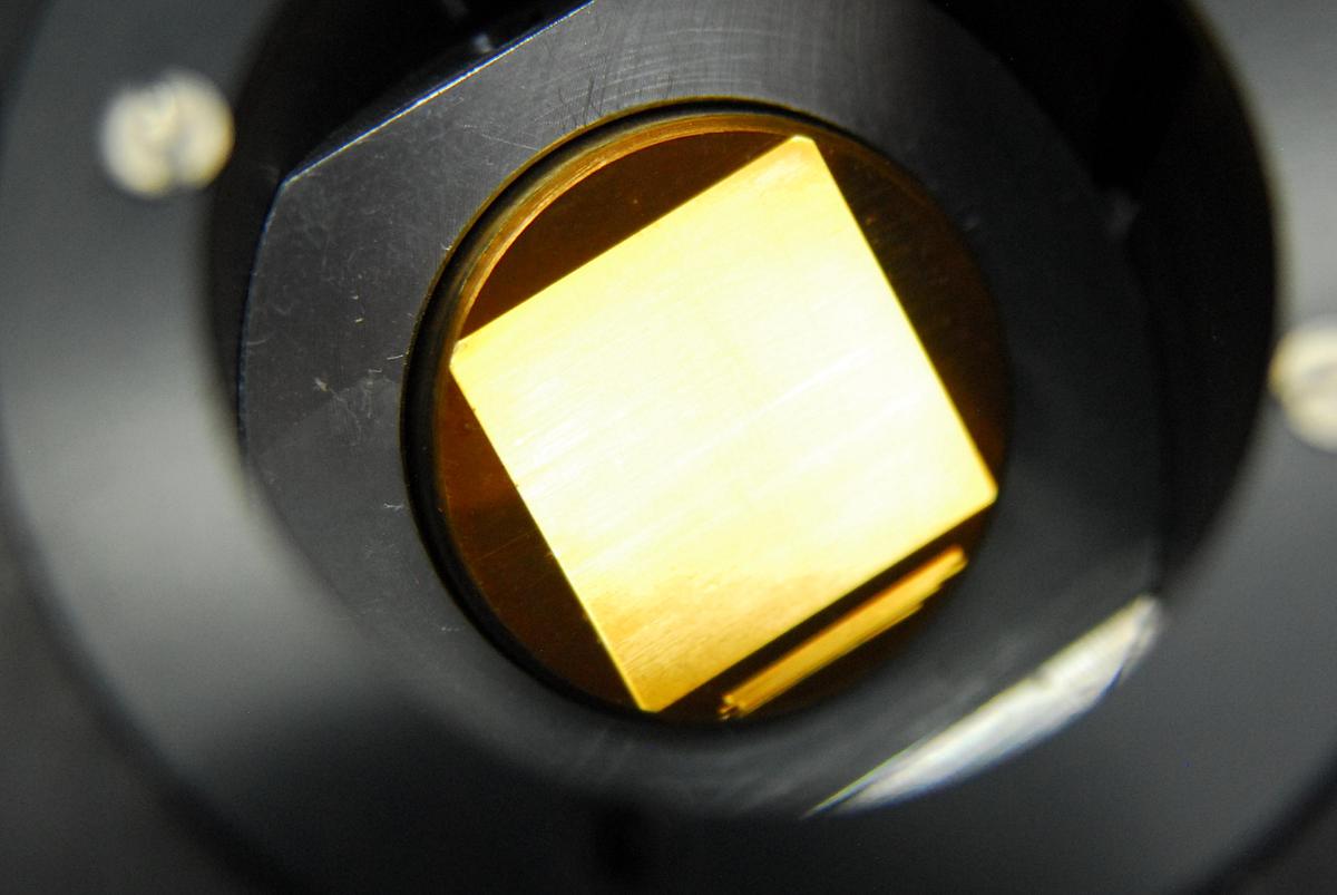 Used Diffraction Grating 2m, 1001/mm #3245 W/ Adjustable Mount