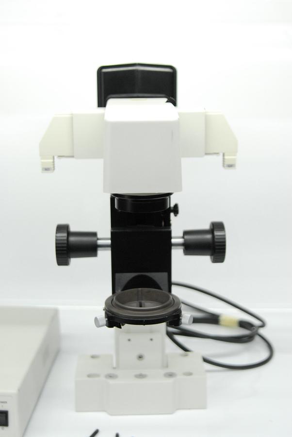 Used Nikon T-DH Dia Illumination Pillar W/ TE2-PS100W, LHS-H100P-1 Lamp (TE2000)