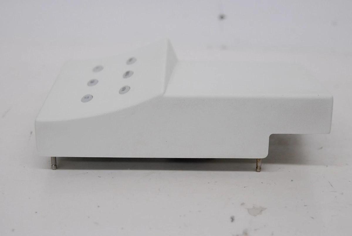 Used Becton Dickinson 19-66247-00 Fluidics Control Panel W/ Cables (FACSCalibur)