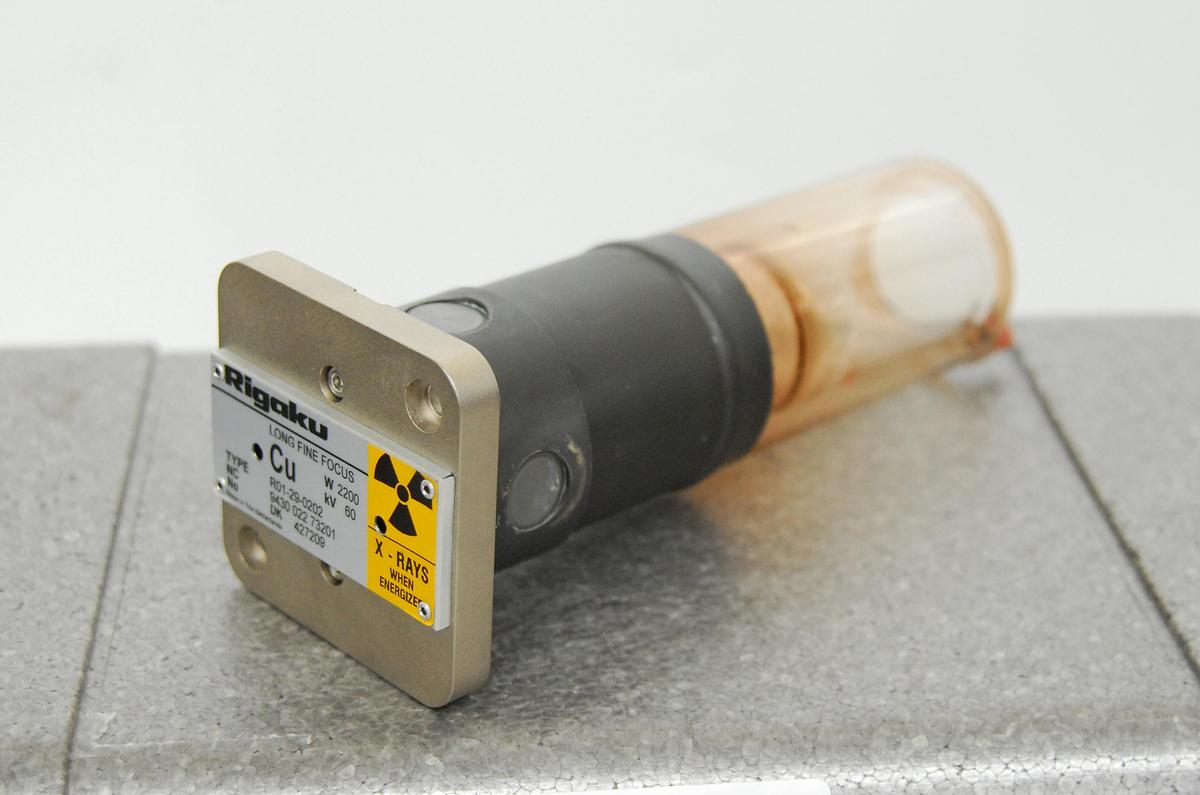 Used Rigaku R01-29-0202, 9430 022 73201, DK 427209 Long Fine Focus (LFF) 2200W Copper (Cu) Analytical X-ray tube
