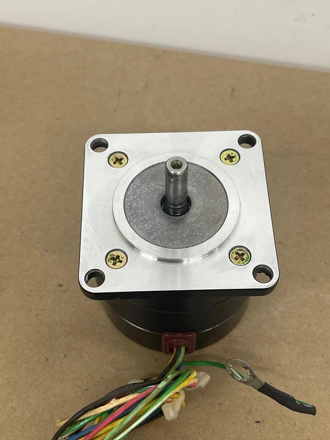 Used Vexta PH265L-04 Stepping Motor 2-Phase