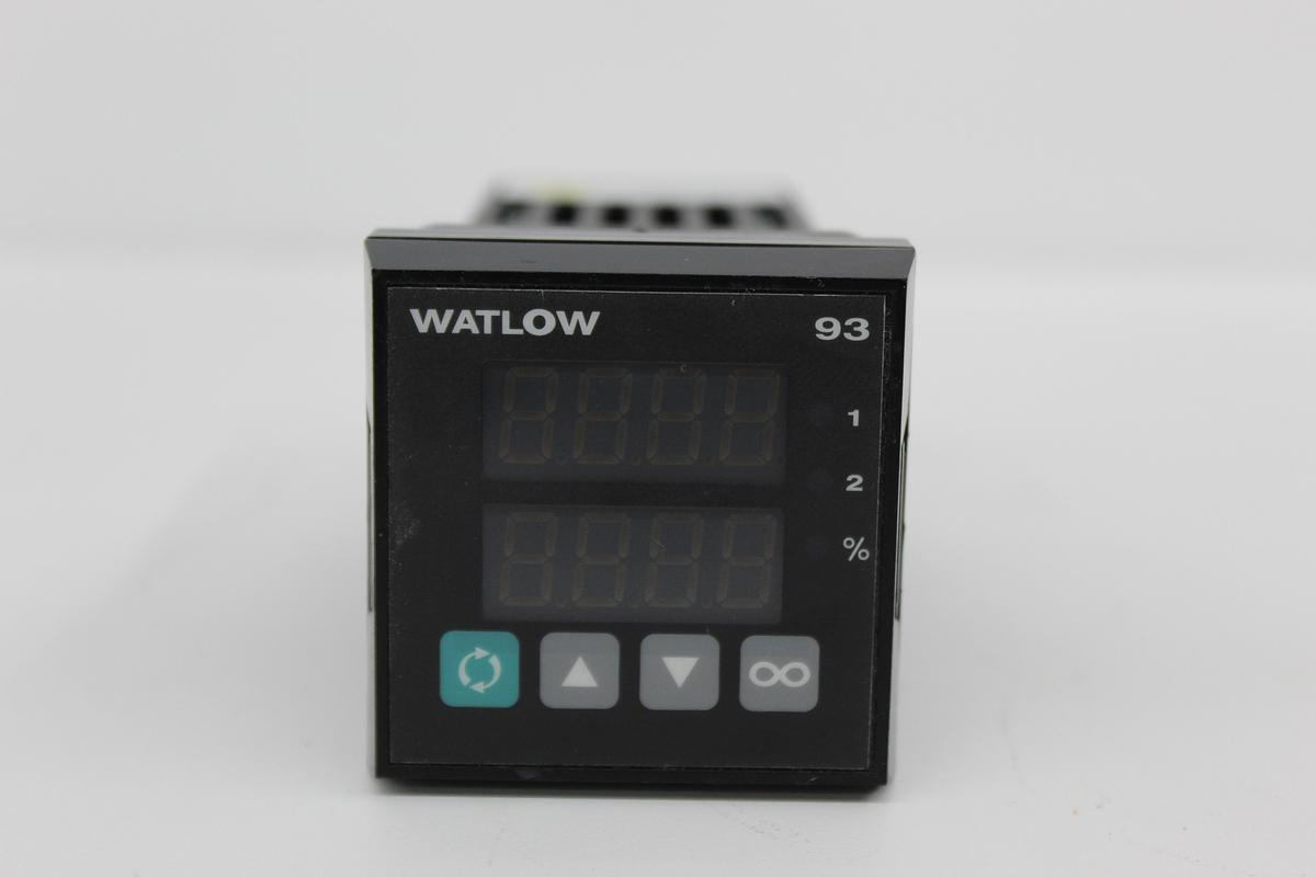 Used Watlow 93 93AB-1CD0-0ARR Digital LED Display Temperature Controller