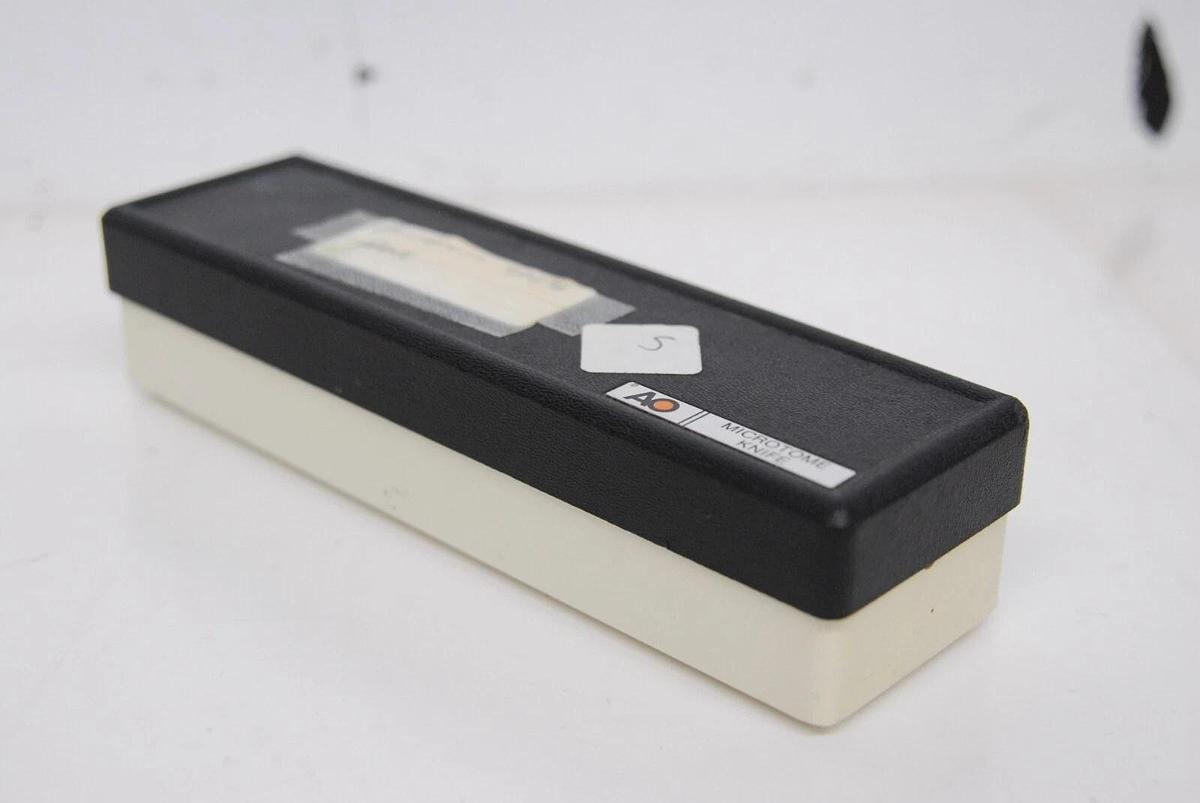 Used AO Reichert Microtome Knife 7.25" 185mm W/ Hard Case